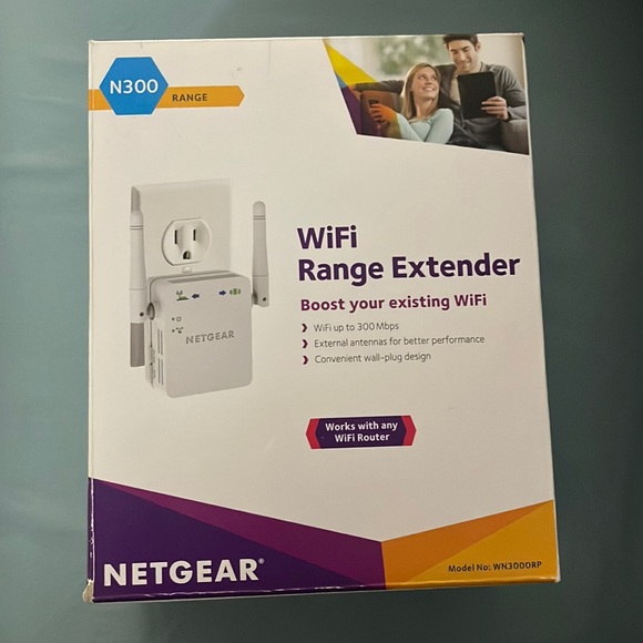 NETGEAR-N300 WiFi Range Extender - Picture 1 of 7
